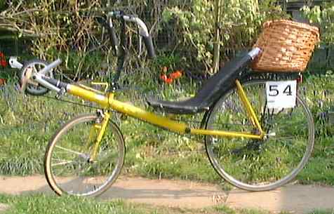 Ligfietsmand op Speed Ross ligfiets